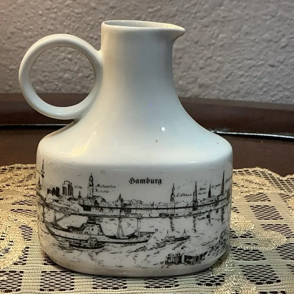 Porzella Vintage Cityscape Small Pitcher Pour Fluted Porcelain Vase
